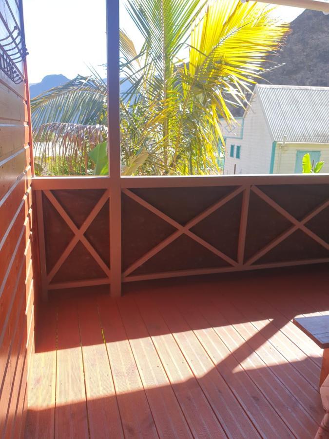 Chez Le Facteur De Mafate Hotel La Possession Kültér fotó